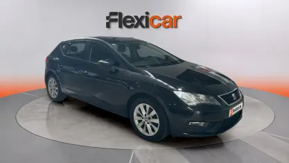 Begagnad Seat Leon Style 110 HK (80 kW) 2018 Svart Sedan