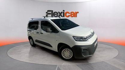 Käytetty Citroën Berlingo Feel 102 HP (75 kW) 2019 Valkoinen Tila-auto