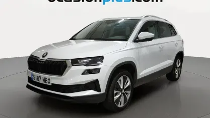 Usado Skoda Karoq Style 150 CV (110 kW) 2022 Blanco SUV
