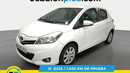 Usado 2013 Toyota Yaris Active Utilitario | 7990 € (Precio justo)