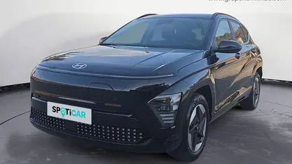 Usado Hyundai Kona 99 kW (135 CV) 2024 Negro SUV