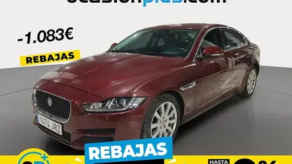 Rojo Usado 2016 Jaguar XE Pure Berlina | 10.917 € (Buen precio)