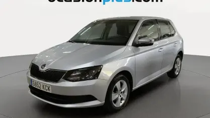 Usado Skoda Fabia 95 CV (69 kW) 2017 Gris plata Utilitario