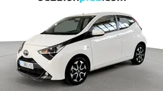 Usado 2021 Toyota Aygo X-play Utilitario | 14.091 € (Precio justo)
