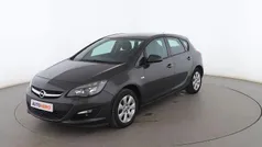 Usado 2015 Opel Astra Selective Utilitario | 9299 € (Precio justo)