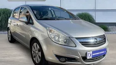 Plateado Usado 2008 Opel Corsa Berlina | 5890 € (Precio justo)