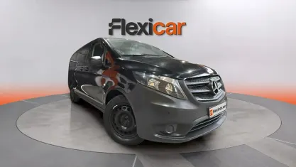 Usado Mercedes Vito 136 CV (100 kW) 2024 Negro Van