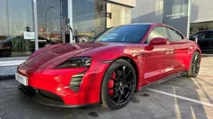 Rojo Usado 2023 Porsche Taycan GTS Berlina | 132.000 € (Super precio)