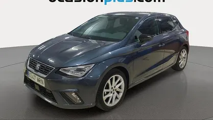 Gris Usado 2024 Seat Ibiza FR Utilitario | 19.719 € (Precio justo)