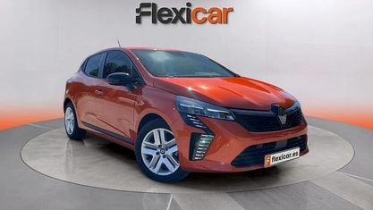 Begagnad Renault Clio V Equilibre 91 HK (66 kW) 2024 Orange Halvkombi