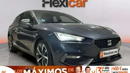 Usado Seat Leon FR 150 HP (110 kW) 2022 Cinzento Sedan