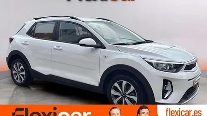 Usado 2021 Kia Stonic SUV | 12.990 € (Buen precio)