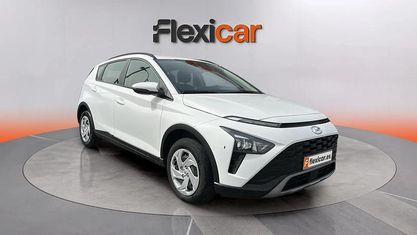 Używany Hyundai Bayon 84 KM (61 kW) 2023 Biały SUV