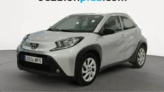 Usado 2024 Toyota Aygo Play Utilitario | 13.773 € (Precio justo)