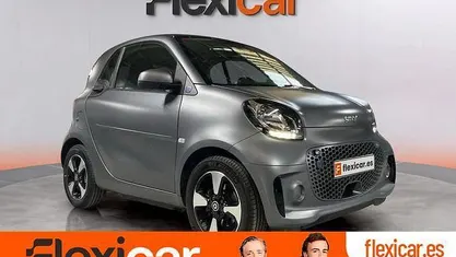 Gris Usado 2021 Smart ForTwo Electric Drive Coupe | 12.990 € (Precio justo)