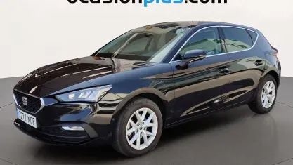 Usado Seat Leon Style 116 CV (85 kW) 2025 Negro Utilitario
