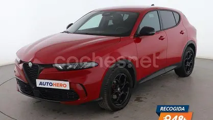 Rojo Usado 2024 Alfa Romeo Tonale Sprint SUV | 26.399 € (Precio justo)