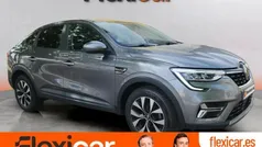 Gris / plata Usado 2023 Renault Arkana Evolution SUV | 20.490 € (Precio justo)