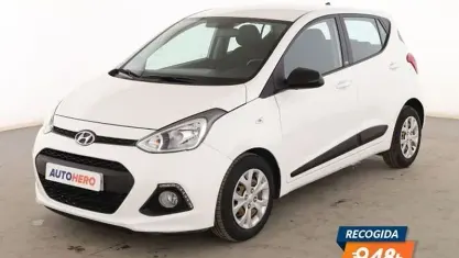 Usado Hyundai i10 Blackline 87 CV (63 kW) 2015 Blanco Utilitario