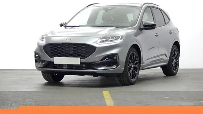 Plata Usado 2023 Ford Kuga ST-Line X SUV | 36.900 €