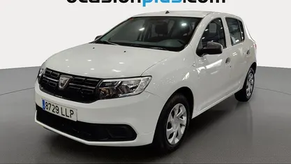 Usado Dacia Sandero Essentiel 75 CV (55 kW) 2020 Blanco Utilitario