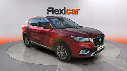 Käytetty MG HS Comfort 162 HP (119 kW) 2023 Punainen Katumaasturi