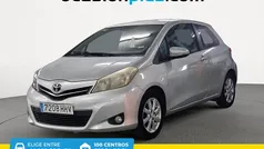 Gris plata Usado 2012 Toyota Yaris Active Utilitario | 7990 € (Precio justo)