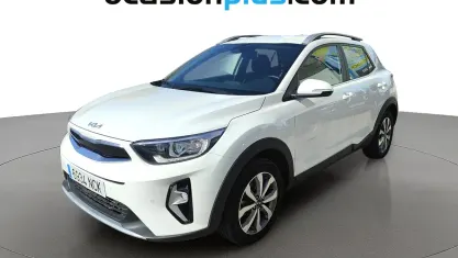Usado Kia Stonic 101 CV (74 kW) 2025 Blanco SUV