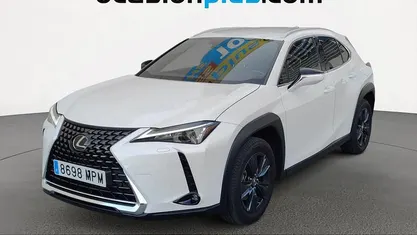 Usado Lexus UX 250h Business Edition 184 CV (135 kW) 2024 Blanco SUV