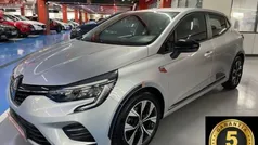 Gris Usado 2021 Renault Clio V LIMITED Utilitario | 12.490 € (Precio justo)