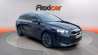 Occasion Kia Ceed Style 100 PK (73 kW) 2025 Zwart Hatchback