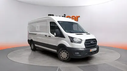 Usado Ford Transit 131 CV (96 kW) 2023 Blanco Berlina
