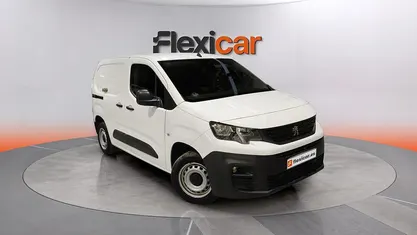 Usado Peugeot Partner Premium 102 CV (75 kW) 2019 Blanco Monovolumen