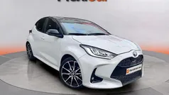 Usado 2023 Toyota Yaris Hybrid Plus Berlina | 19.990 € (Precio justo)
