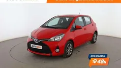 Rojo Usado 2017 Toyota Yaris Active Berlina | 9599 € (Precio justo)