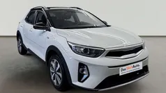 Blanco Usado 2022 Kia Stonic SUV | 13.500 € (Buen precio)