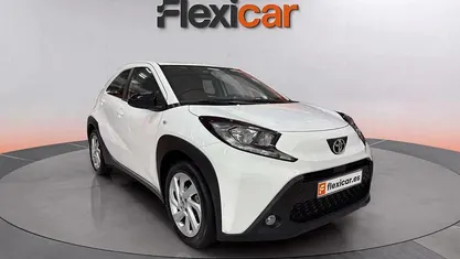 Usado 2024 Toyota Aygo X SUV | 12.890 € (Precio justo)