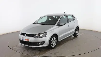 Gris Usado 2013 VW Polo Advance Berlina | 8599 € (Precio justo)