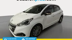 Usado 2016 Peugeot 208 Allure Utilitario | 9990 € (Precio justo)