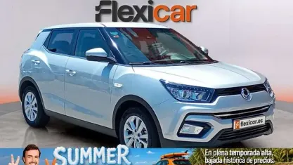 Usado SsangYong Tivoli 128 CV (94 kW) 2019 Gris SUV