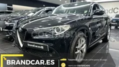 Negro Usado 2018 Alfa Romeo Stelvio Executive SUV | 22.900 € (Precio justo)