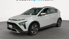 Gris plata Usado 2022 Hyundai Bayon SUV | 12.719 € (Precio justo)