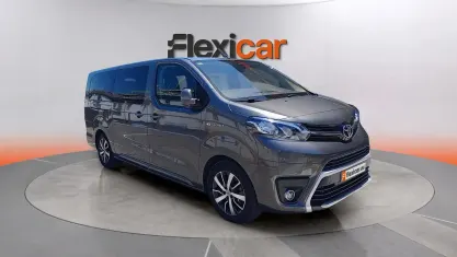 Usado Toyota Proace 91 kW (125 CV) 2022 Marrón Monovolumen