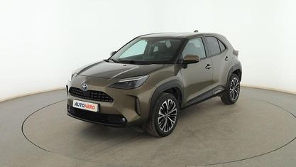 Używany Toyota Yaris Cross Style 120 KM (88 kW) 2022 Zielony SUV