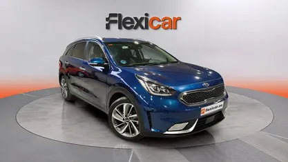 Usado Kia Niro 141 CV (103 kW) 2019 Azul SUV