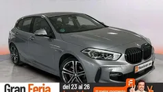 Gris Usado 2024 BMW 118 Utilitario | 24.970 € (Precio justo)
