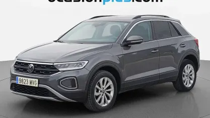 Usado VW T-Roc Life 116 CV (85 kW) 2024 Gris SUV