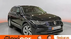 Negro Usado 2023 VW Tiguan Life SUV | 30.490 € (Buen precio)