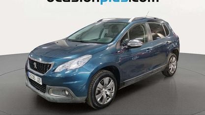 Usado Peugeot 2008 Style 110 CV (80 kW) 2017 Verde SUV