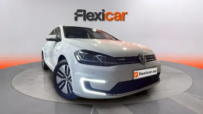 Usado VW Golf VII 100 kW (136 CV) 2018 Blanco Berlina